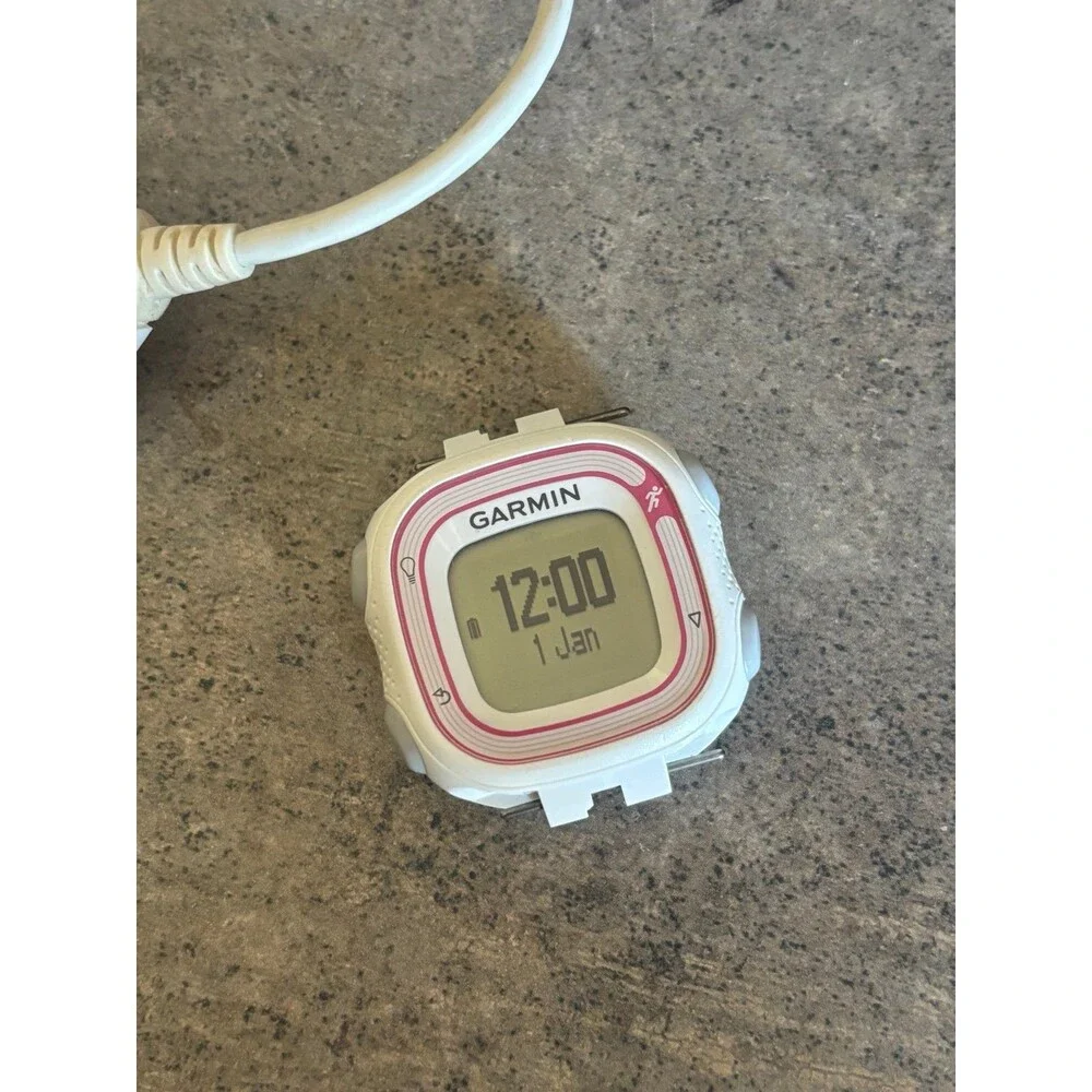 Garmin Forerunner 10 GPS pedometer running sports watch, pink/white + charger